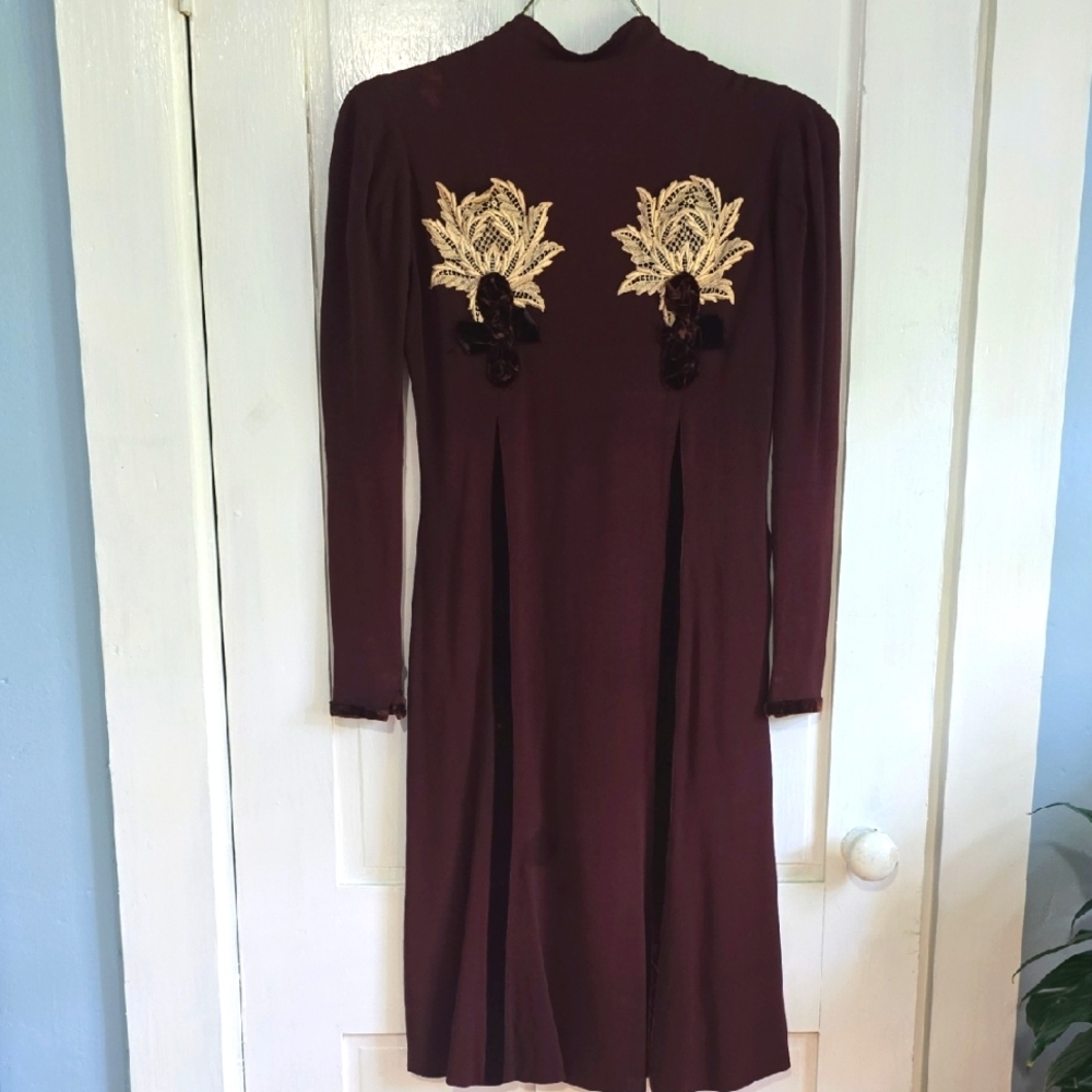 Authentic Vintage 1930s Elegant Crepe High Neck Dress w/ Lace &Velvet Trim Bust